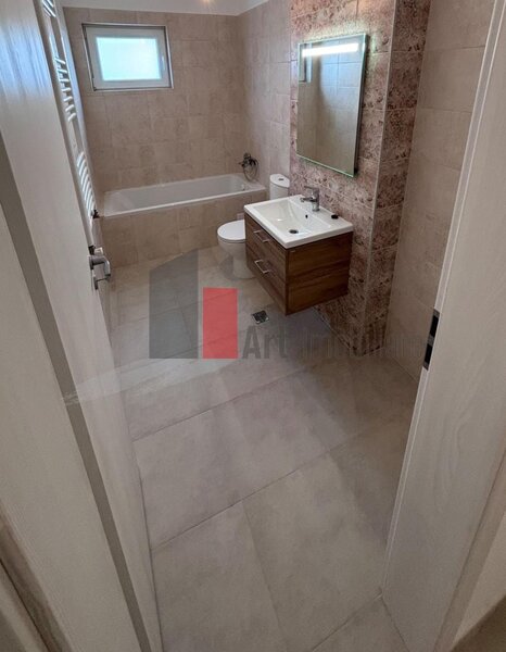 Vanzare apartament cu centrala Bd. Metalurgiei - Piata de Gros